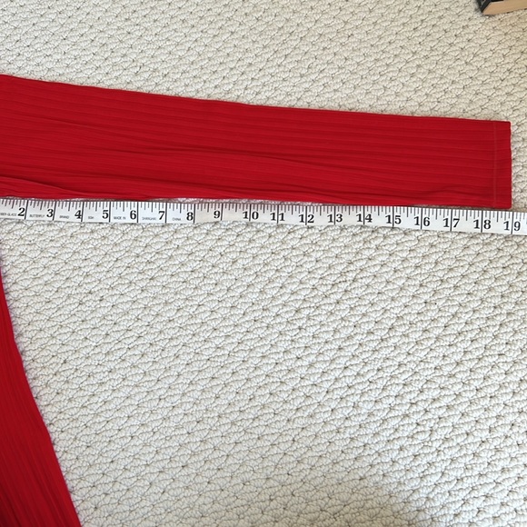 EUC Athleta ribbed turtleneck size small - Picture 6 of 9